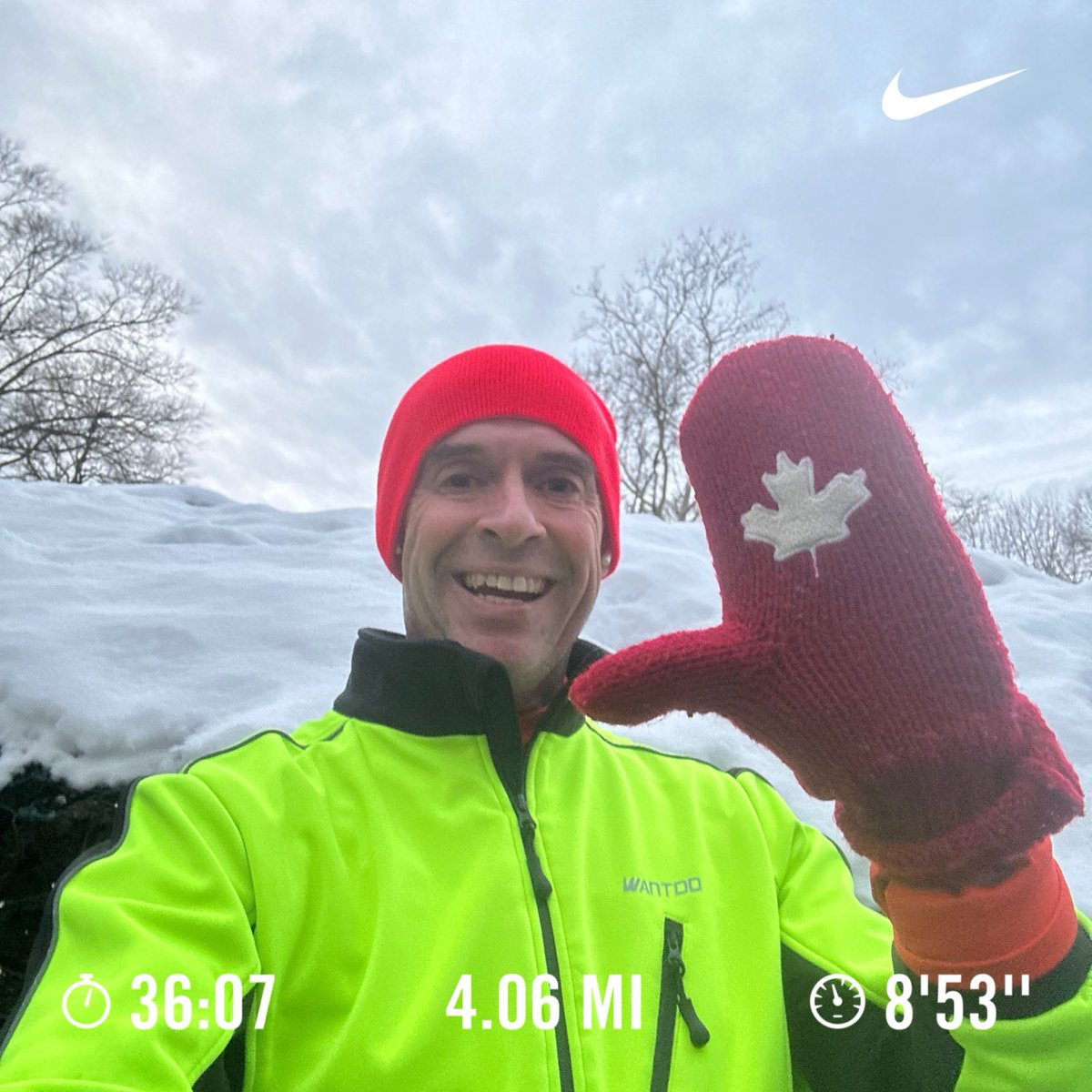 dmv1332's tweet image. Hi Canada More miles from the great white north!! #bundled #warmish #supercoat #teamrandibandanas #randibandanas #candana