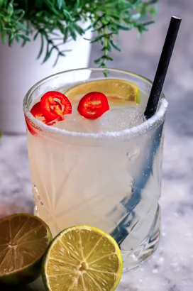 TasteCheshire's tweet image. COCKTAILS by The Lost &amp;amp; Found Knutsford  🍹
Who said January had to be boring?
Grab yourself 2 classic cocktails for £12, Sunday - Friday, 12-9PM.
#cocktails #cocktailhour #knutsford #happyhour #cocktailtime
tastecheshire.com/places-to-eat/…