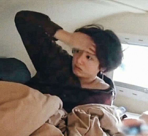 piedpiper_sea's tweet image. can someone tell my brain and body that i'm not being chased by a bear