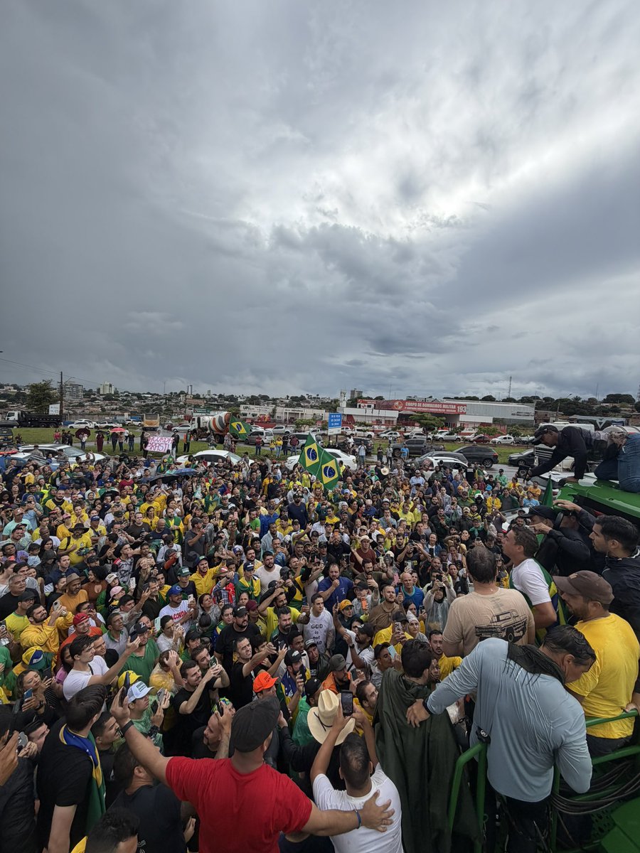 nikolas_dm's tweet image. A história sendo escrita. Deus abençoe nosso Brasil.