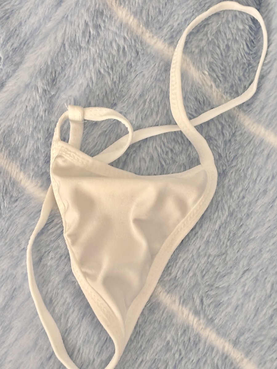 Qiwi_non tweet media