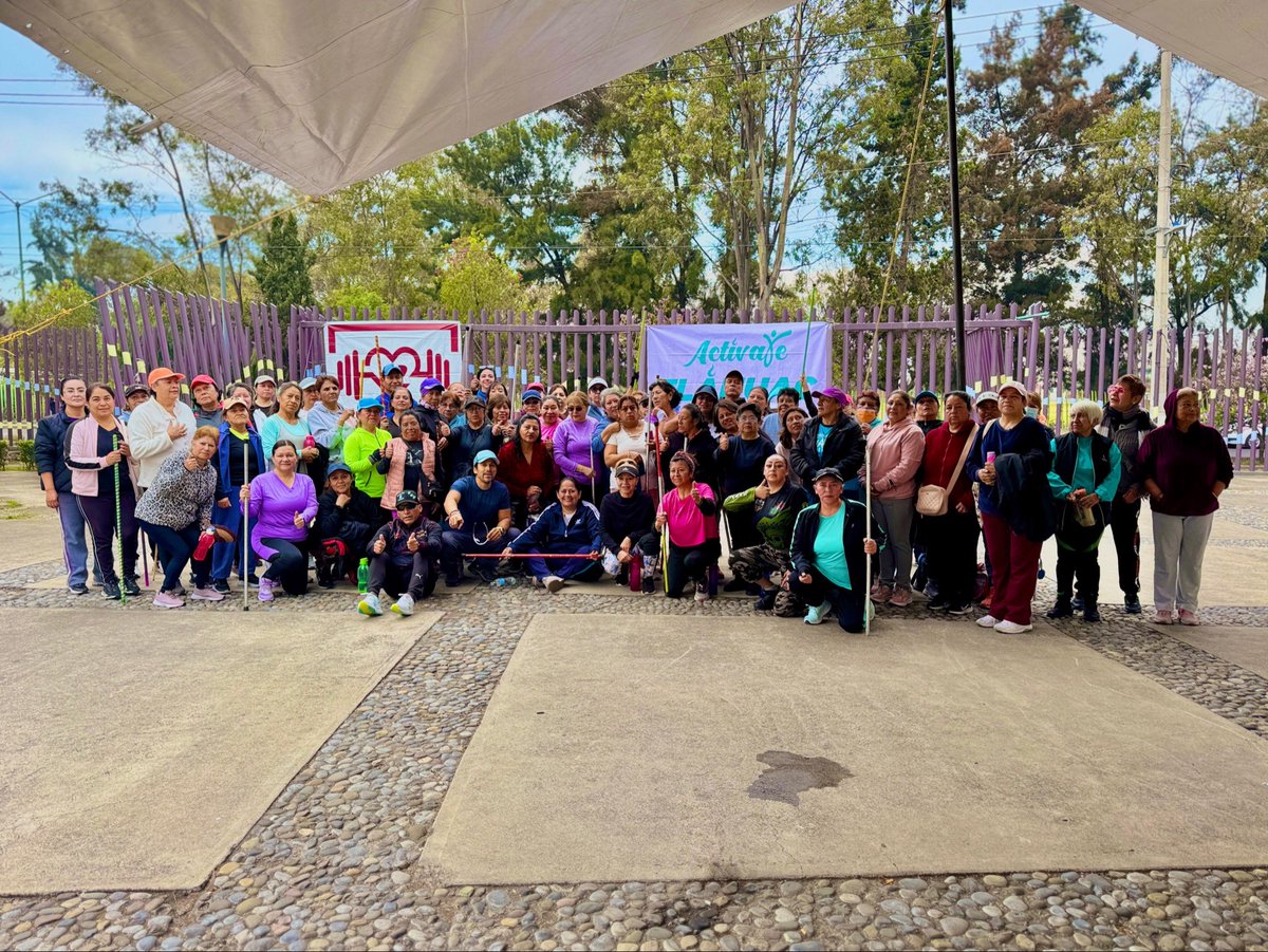 Hoy nos dimos un regalo de amor propio: cuidar nuestra salud. 💖

En el Bosque de Tláhuac, con Actívate Tláhuac, nos movimos, nos divertimos, respiramos aire puro y compartimos sonrisas que llenan el corazón. 🌳💪

Cada paso, cada estiramiento y cada risa nos recuerdan que una