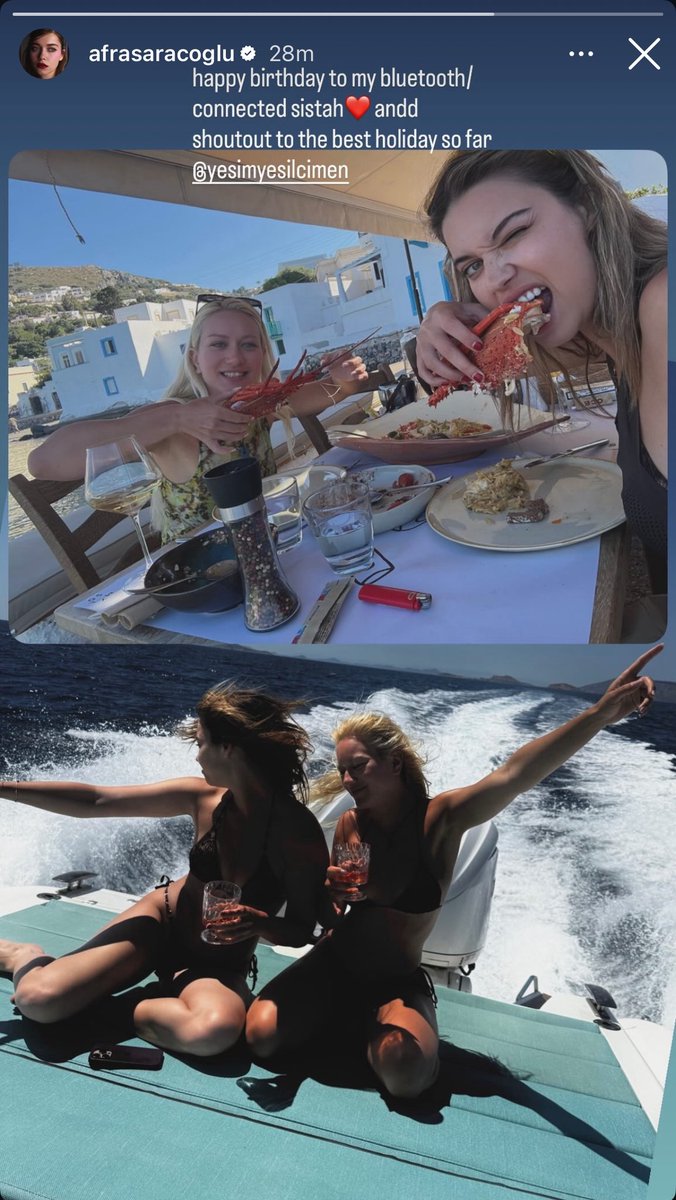 Afra posted on her story celebrating one of her best friend’s birthday 🎂 “happy birthday to my bluetooth/ connected sistah ❤️ andd shoutout to the best holiday so far © yesimyesilcimen “
#AfraSaraçoğlu 👯‍♀️