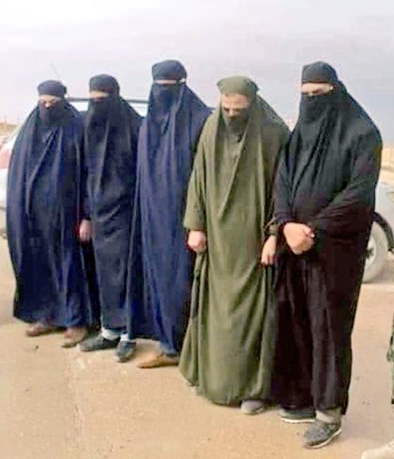 I_H_H_Q's tweet image. تضحك على نفسك يا كوهين العرب
من حارب الأسلام ما اقرب طيحته

يا دويلة  الفتنه  ترى  الشر  أقترب
وكل(ن)يبي  يلبس  عباة  وخيته😂
 🦅إبراهيم بن حمدان القثامي🦅

🔴جهز العباءات لك ياكوهين ولشيطانك ولمرتزقته وعصاباته الأرهابيه والتجسسيه فمعركة خنور ستتكرر على الطريقه الحديثه يا خنور😂