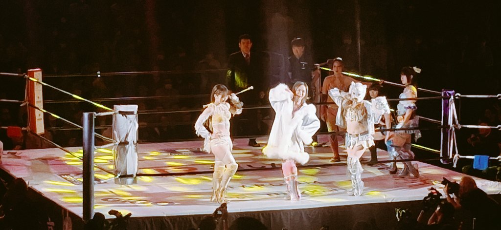 18LM88's tweet photo. Always time for @StarLight_Kid11 https://t.co/vPTXf0CRED