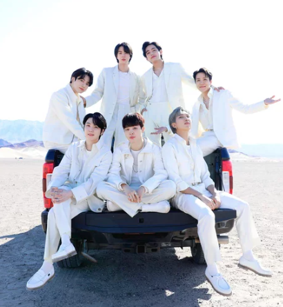 AboutMusicYT's tweet image. Arirang by BTS becomes the first album ever to debut at #1 Spotify Global Countdown chart.