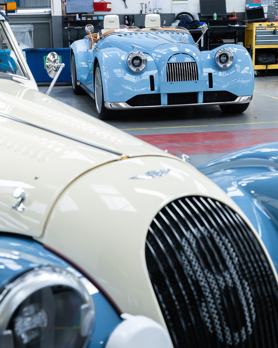morganmotor's tweet image. Every Morgan is as unique as its driver. Choose from an almost endless combination of paint, leather, and options to create a true 'one-off'.

 Use our mobile configurator to commission your car today 👉  morgan-motor.com/configurator/

#Morgan #MorganCars #Bespoke #Specification…