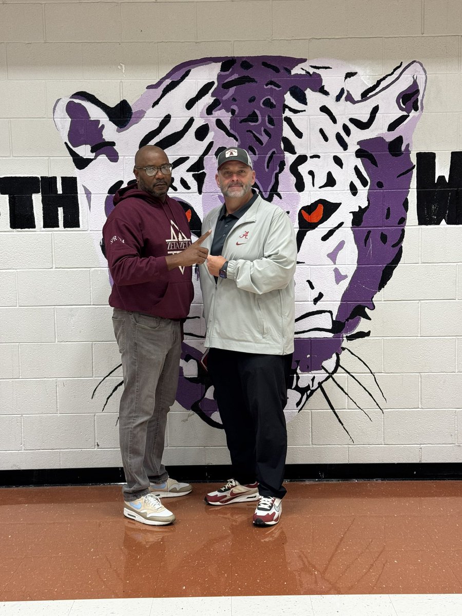 SouthwindJags's tweet image. Would like to thank @CoachCKap for visiting 🐆🐆🐆 NATION 38125