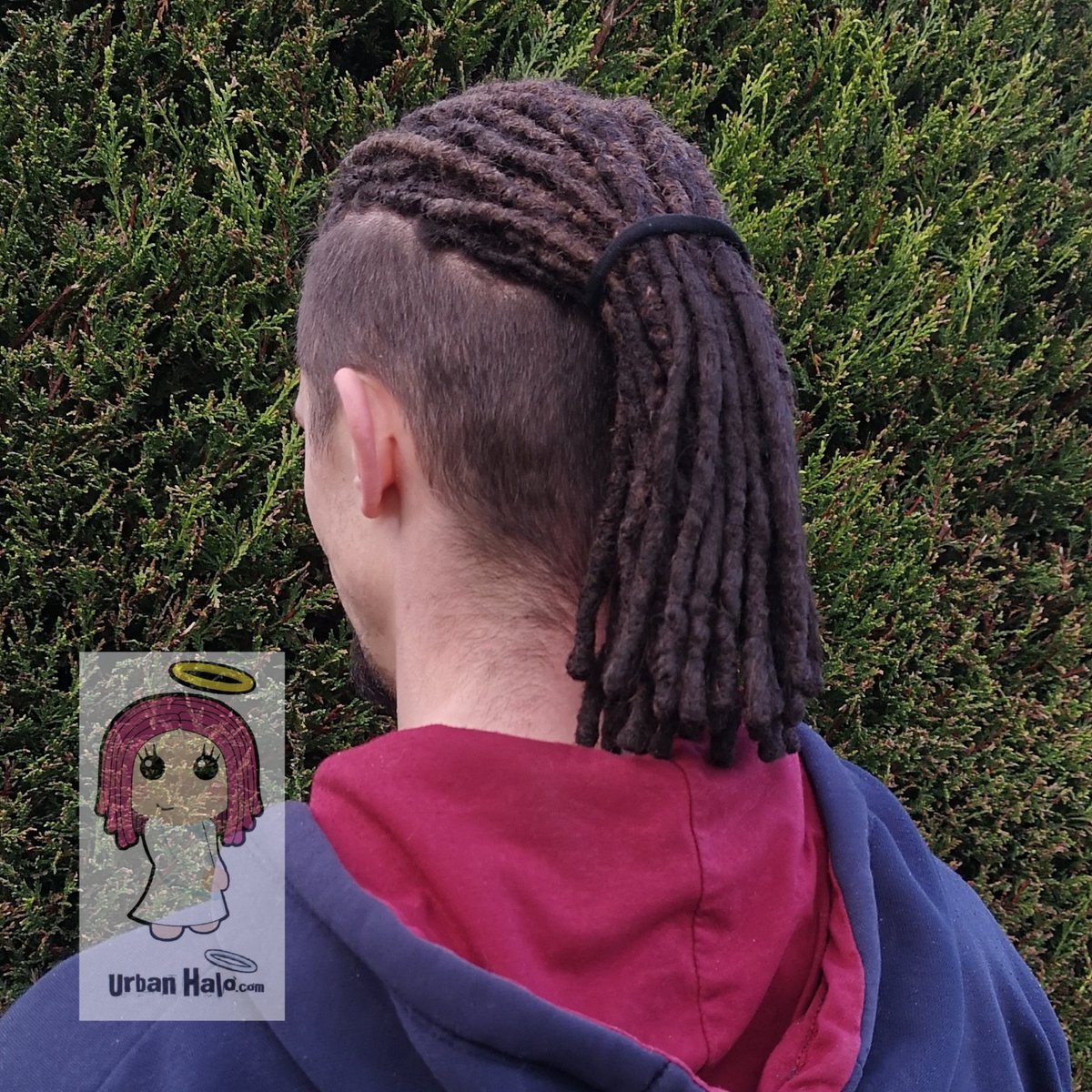 Urban_Halo's tweet image. Remember this #dreadrescue from the Summer? (Swipe for pic)
Well I got to do a lovely neat shortening/blunting job on those locks yesterday - how satisfying are those tips! 😇

#Urbanhalouk #dreadlocks #dreads #locs #dreadstyles