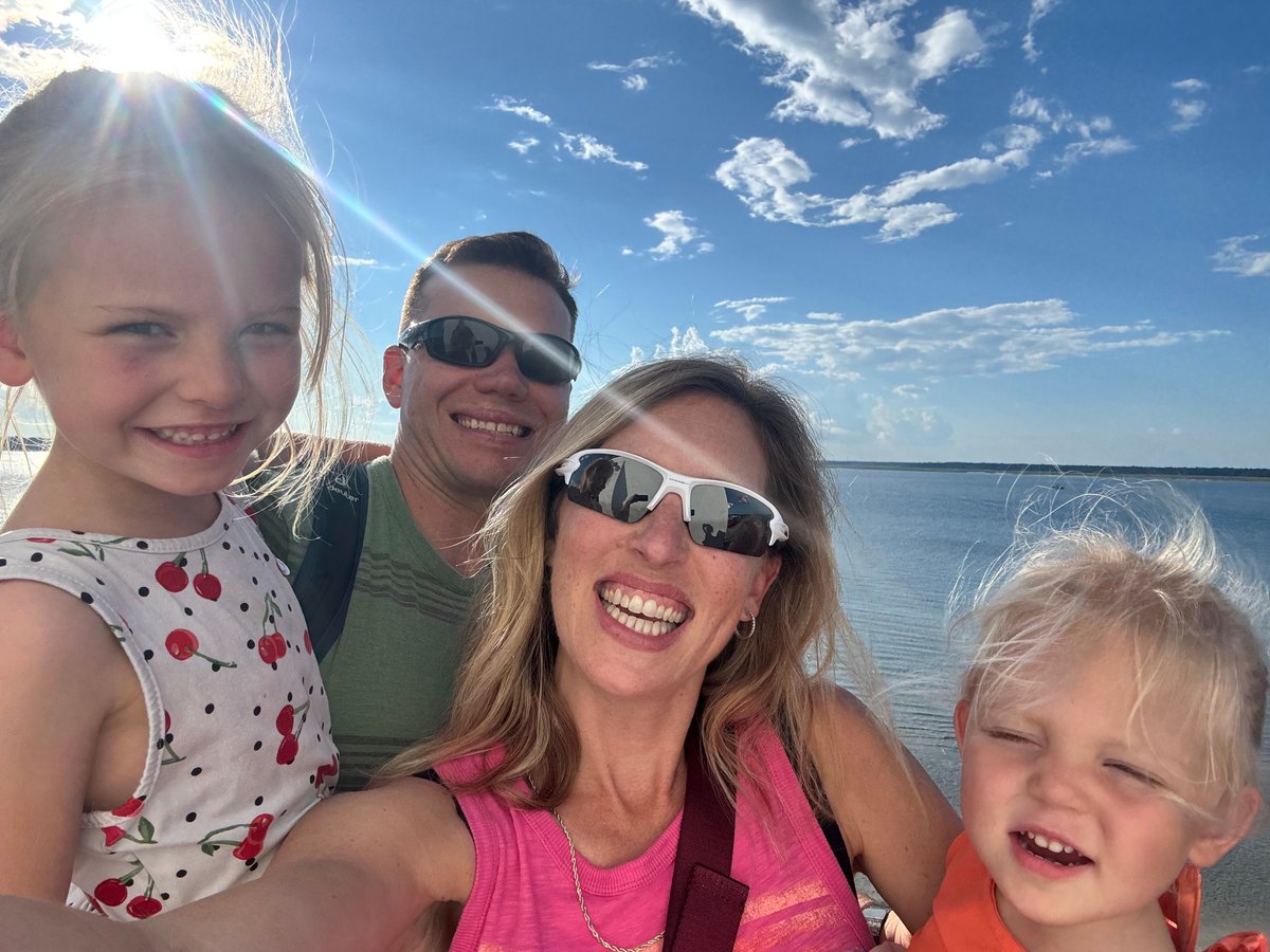 Jollity Studios tweet media