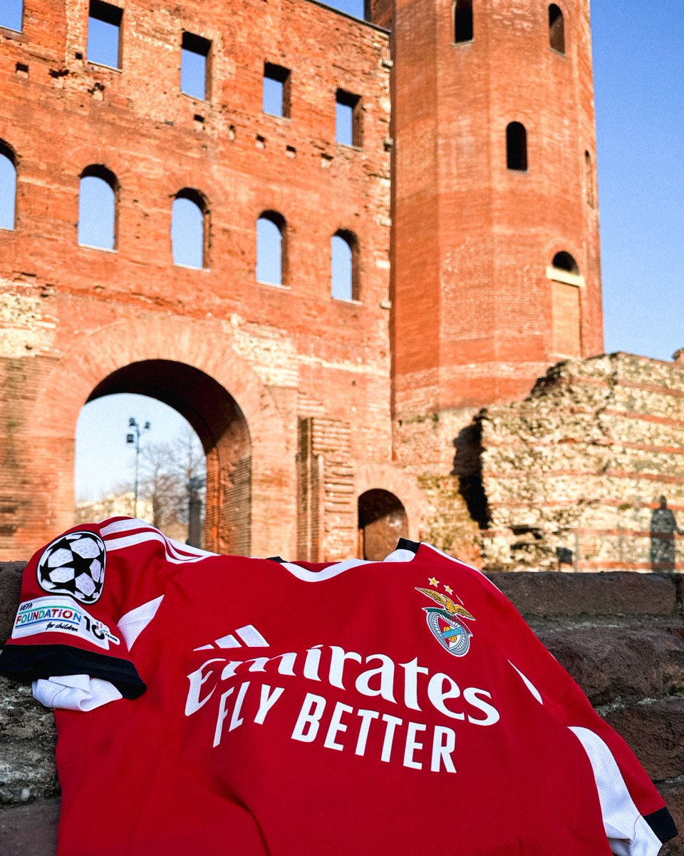 SLBenfica's tweet image. When in Turin 🇮🇹