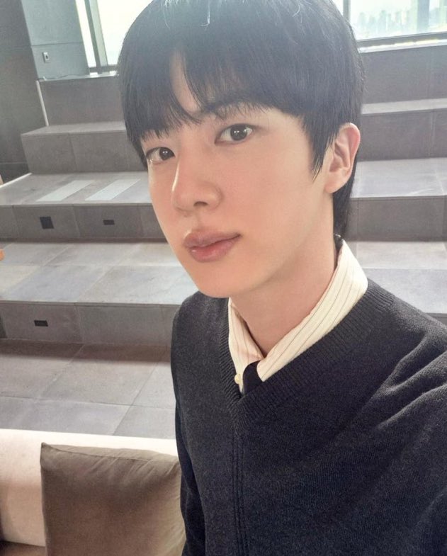 냐 tweet media