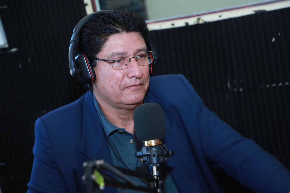 PrensaMiTrabajo's tweet image. Para este año, en el sector privado es de carácter voluntario cancelar la #Quincena25, para el sector público es obligatorio y ya se pagó a todo el personal. Para el año 2027 es obligación por ley en público y privado.