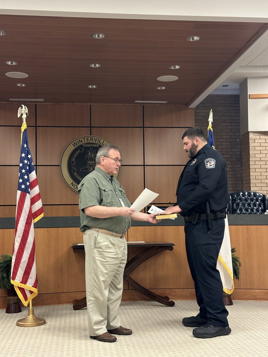 Holton Ahlers tweet media