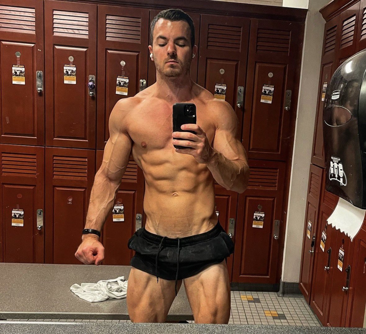 Dean Turner tweet media