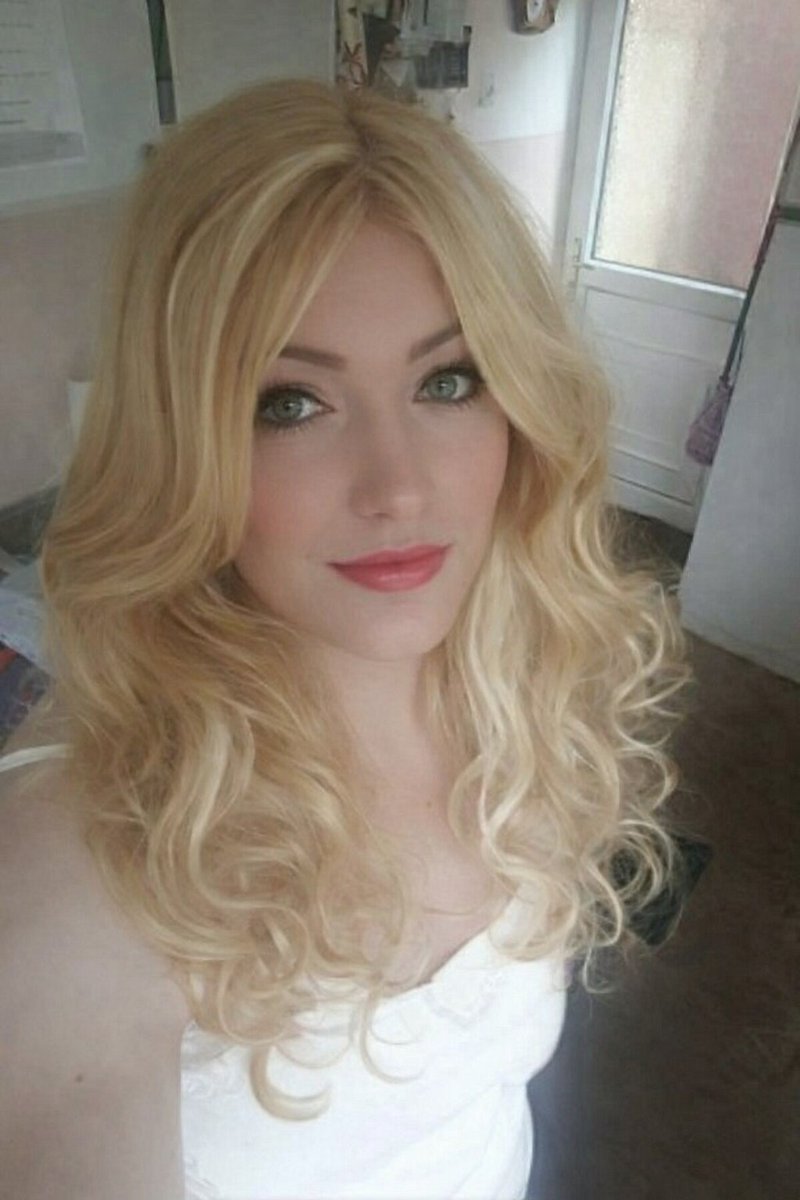 PhilipDevonport's tweet photo. A NEW YEAR A NEW LOOK

Hello my beautiful Ladies and Gentlemen it's Pollyanna Du Naughty here. I've decided to have a makeover. All My Love X MWAH ❤💋🏳️‍🌈🏳️‍⚧️ 
#crossdresser #transgender #genderfluid #LGBTQ #mtftransgender #femboi #transcommunity https://t.co/bknzrpvd66