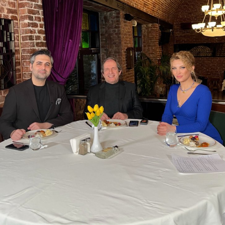 ***EKONOMİ SOFRASI***
YAYIN TEKRARI AŞAĞIDADIR… 
Kıymetli hocamız <a href="/ahmet_mergen/">Ahmet Mergen</a> ve değerli konuğumuz  <a href="/erdalaydin_tr/">Erdal Aydın</a> ile bu yayında #borsa #altın #vergiye dayalı tüm konuları ele aldık… iyi seyirler 
.
YouTube : youtube.com/live/Bz2uPjoUA…