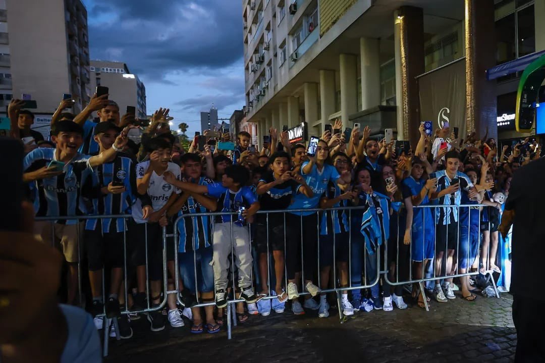 Soccer News Grêmio tweet media