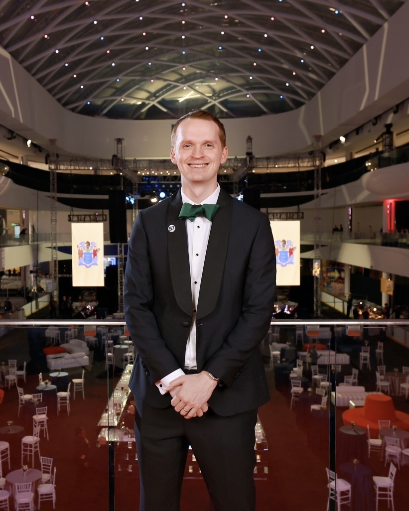 Ethan Andersen tweet media