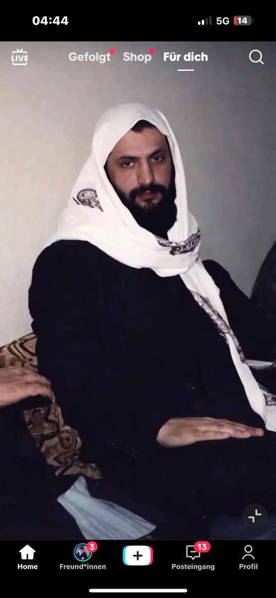 amjas2001's tweet photo. @Kurdistan_AR سلام الله على أحمدنا 😂😂😂😂 https://t.co/kUH18xITre