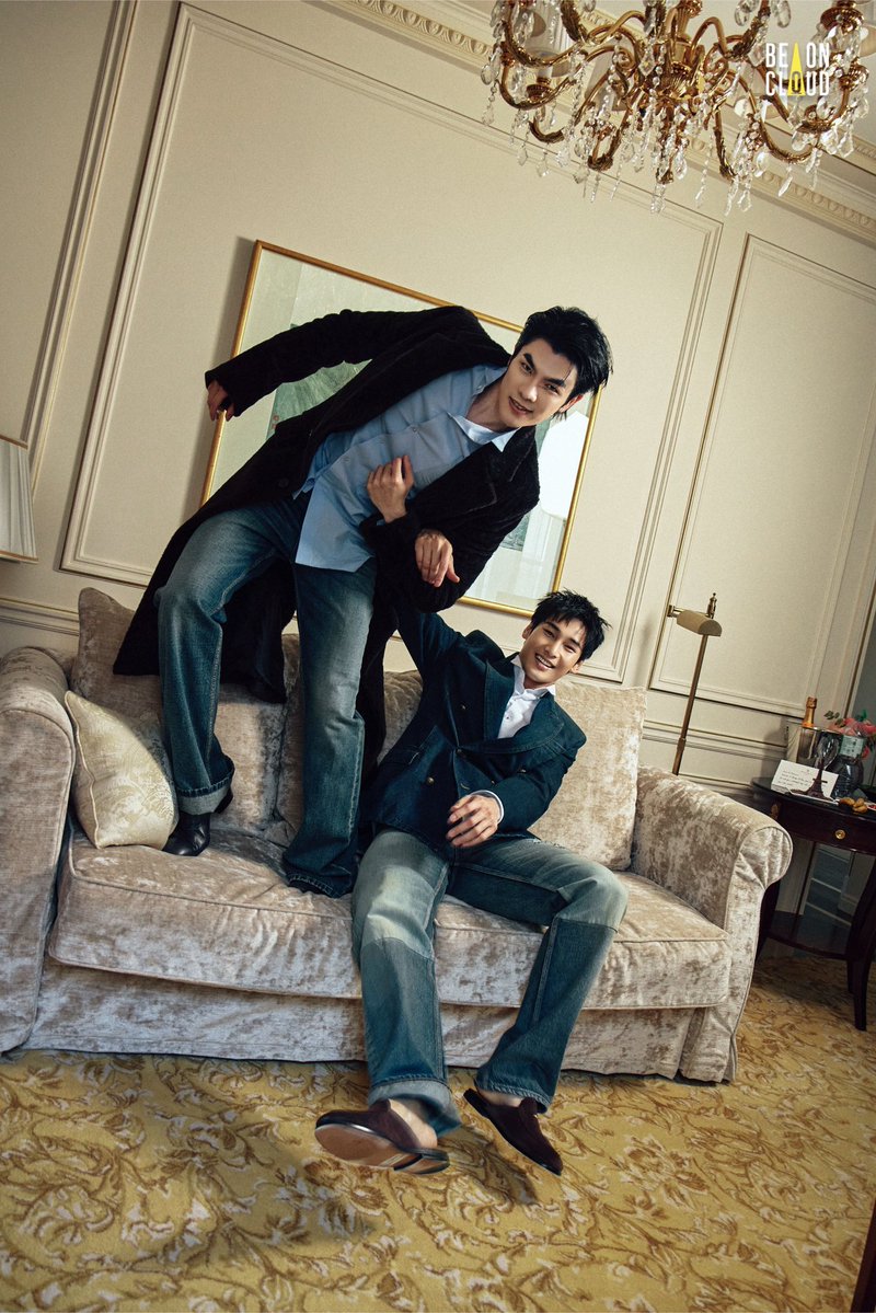 beoncloud_th's tweet image. ส่งท้ายค่ำคืนนี้ด้วยภาพน่ารัก ๆ ของ มาย ภาคภูมิ และ อาโป ณัฐวิญญ์ ช่วงก่อนเข้าชมโชว์ที่งาน Dior Men's Winter 2026 - 2027 Show ✨ ขอบคุณกำลังใจจากแฟน ๆ ที่ส่งให้มายและอาโปในวันนี้มาก ๆ นะคะ 😊🙏🏼

📸 Photo by @stepanfilenko

#MileApoDiorWinter26
#DiorWinter26