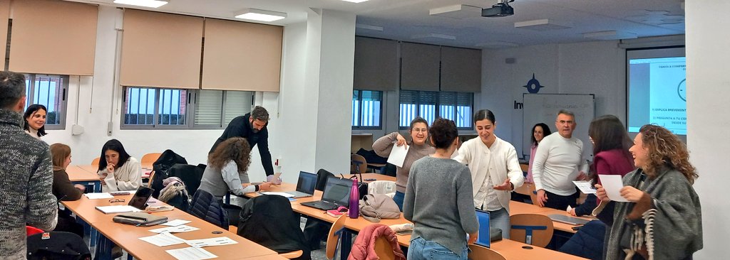 Ángel Domínguez nos trae al <a href="/cepdegranada/">CEP de Granada</a>  "Collage de metodologías activas", una propuesta formativa para diseñar entornos de aprendizaje dinámicos y participativos