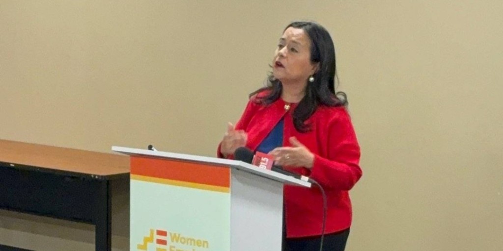 Chicago Commission on Human Relations tweet media