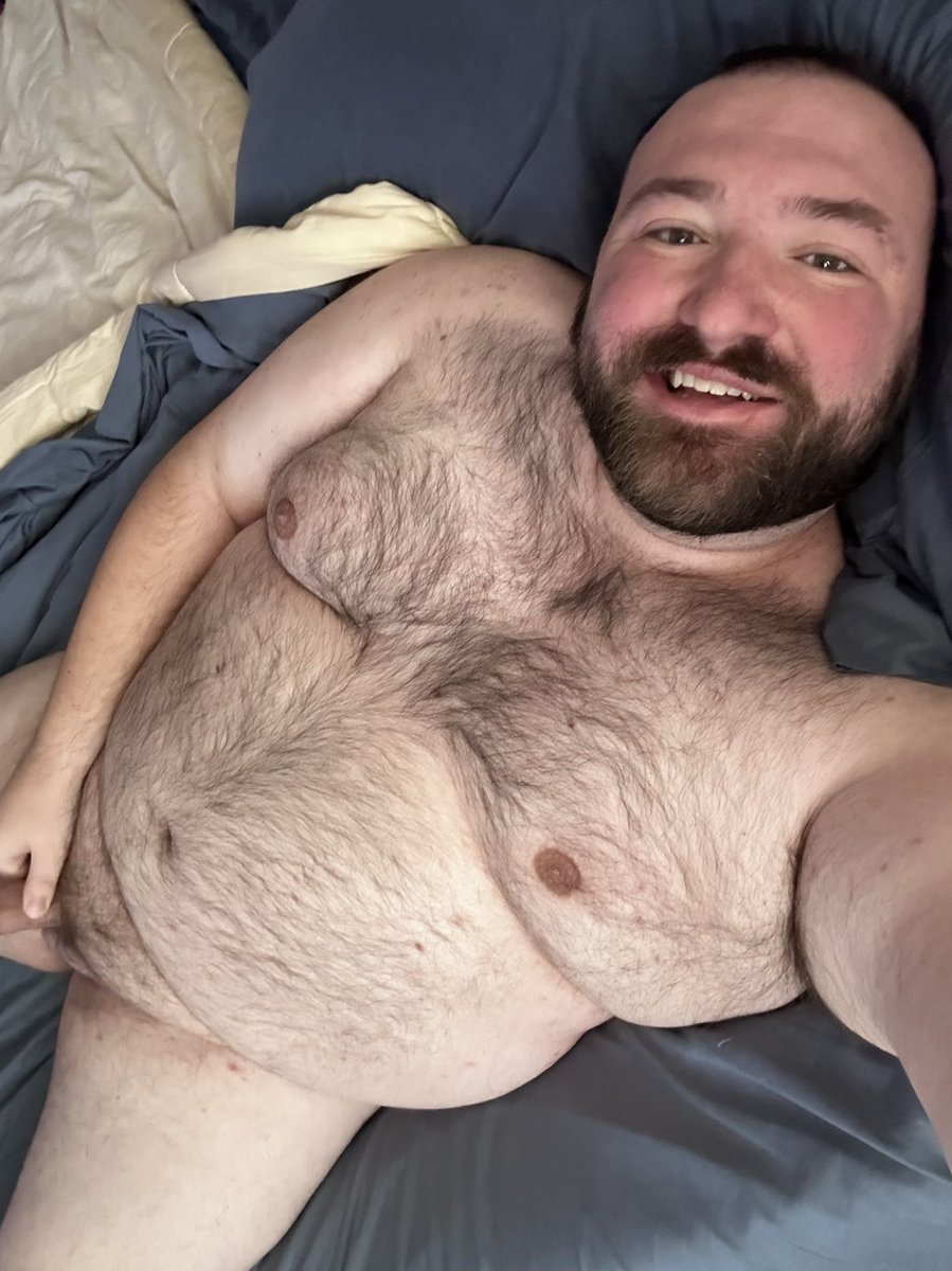 Happy Hump Day! Tag a cutie who posts nudes in the comments. If you’re tagged in this, congrats! You’re a certified cutie patootie.