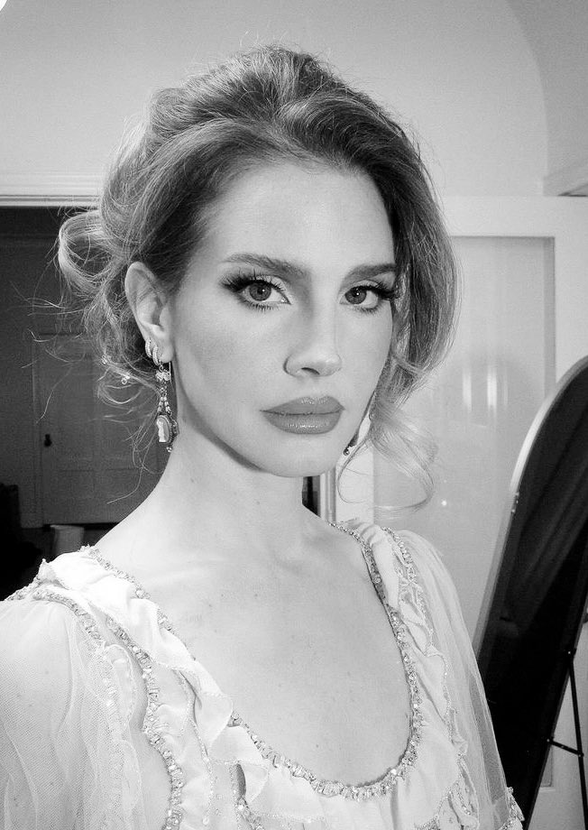 This is how you age when you’re unproblematic