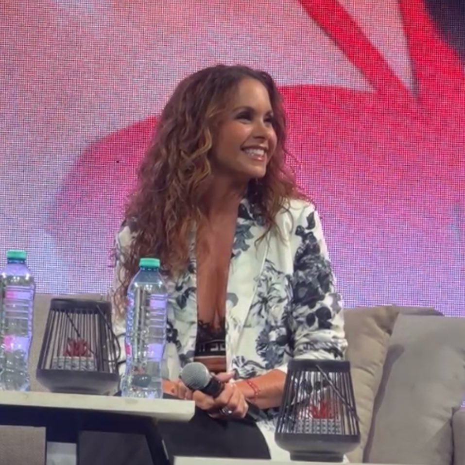 meu amor, tão linda afff 😭