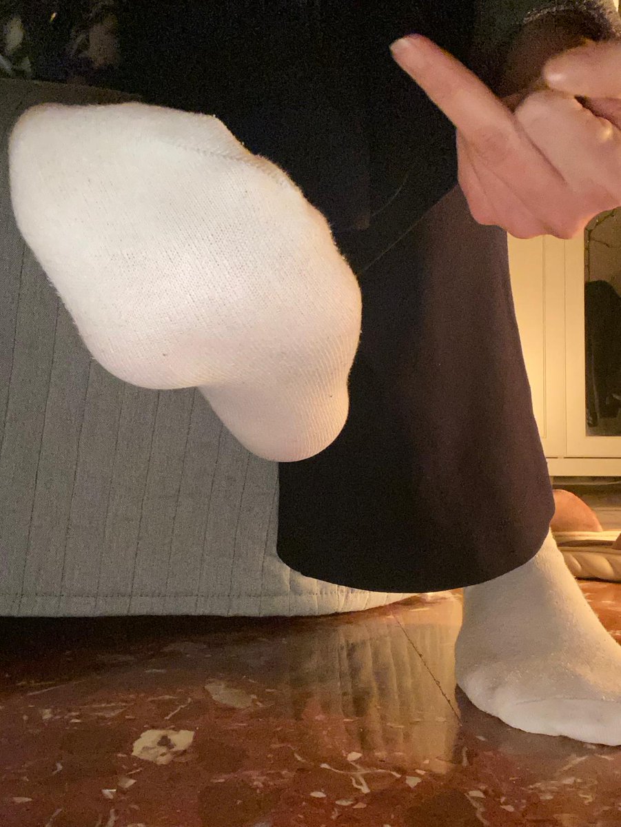 Fuck off, you footfreak. 

Give me everything. 

<a href="/rt_feet/">Feet RT PROMO 💯K</a>