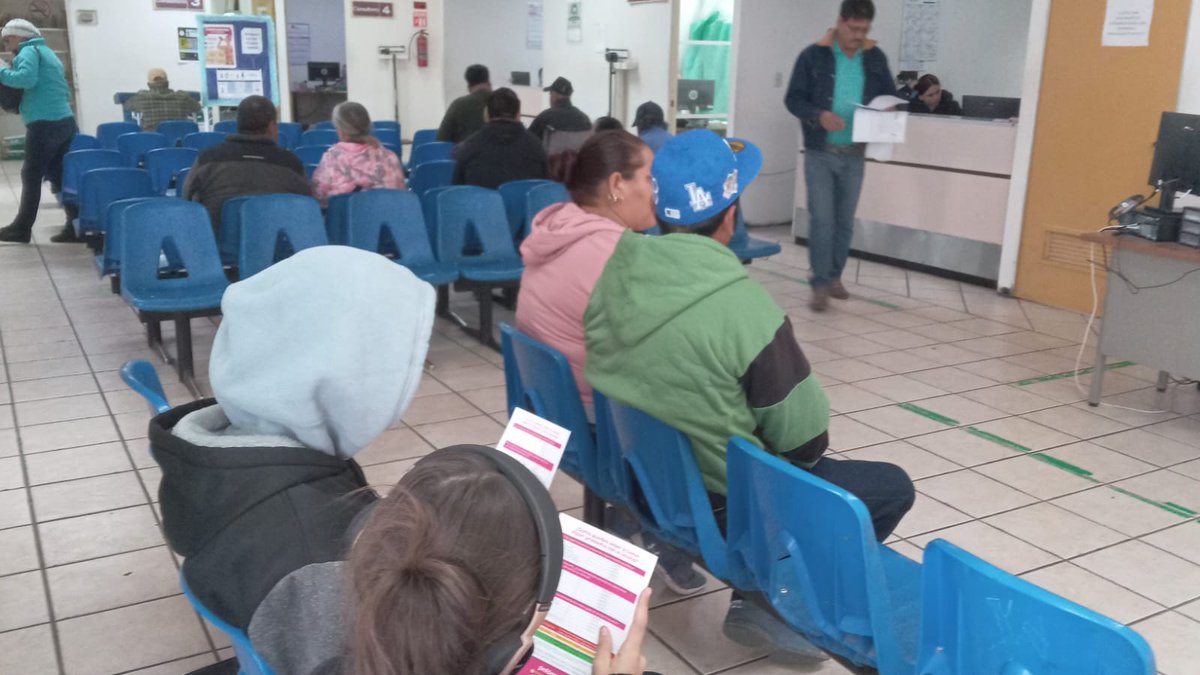 CapaTorreon's tweet image. Día 3 Semana Nacional de Información Compartiendo Esfuerzos AA  2026 Plática de sensibilización Alcohol  Sala de Espera IMSS 80
☎️Teléfono: 8712 85-17-24
☎️Línea de Vida: 800 911 2000
Línea de Vida Coahuila: 800 822 3737 
capatorreon@gmail.com
 @SSalud_mx  @salud93108 @conasamamx