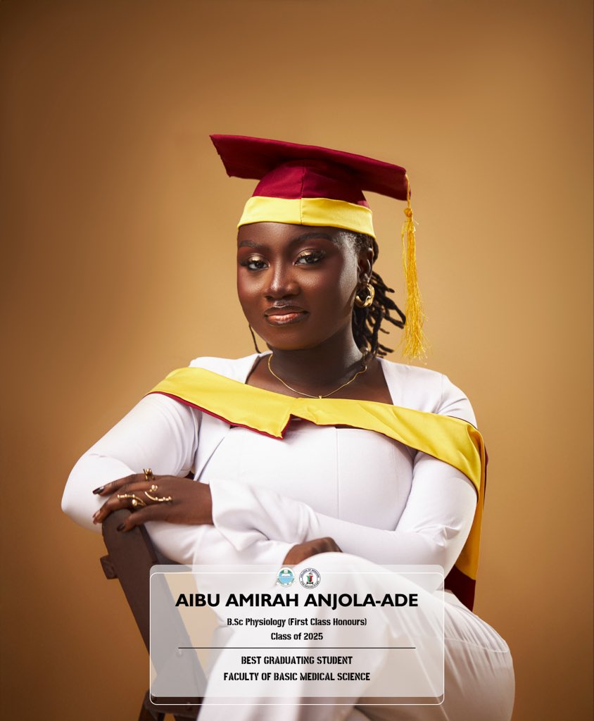amirahhjpg's tweet photo. 6 Semesters🥹
4 (5.0) GPAs
5 First Class GPAs
Youngest Student in My Class🥹!!!

Graduated as BGS from the COLLEGE OF MEDICINE UNIVERSITY OF LAGOS at 20!!! https://t.co/O0PagwAeec