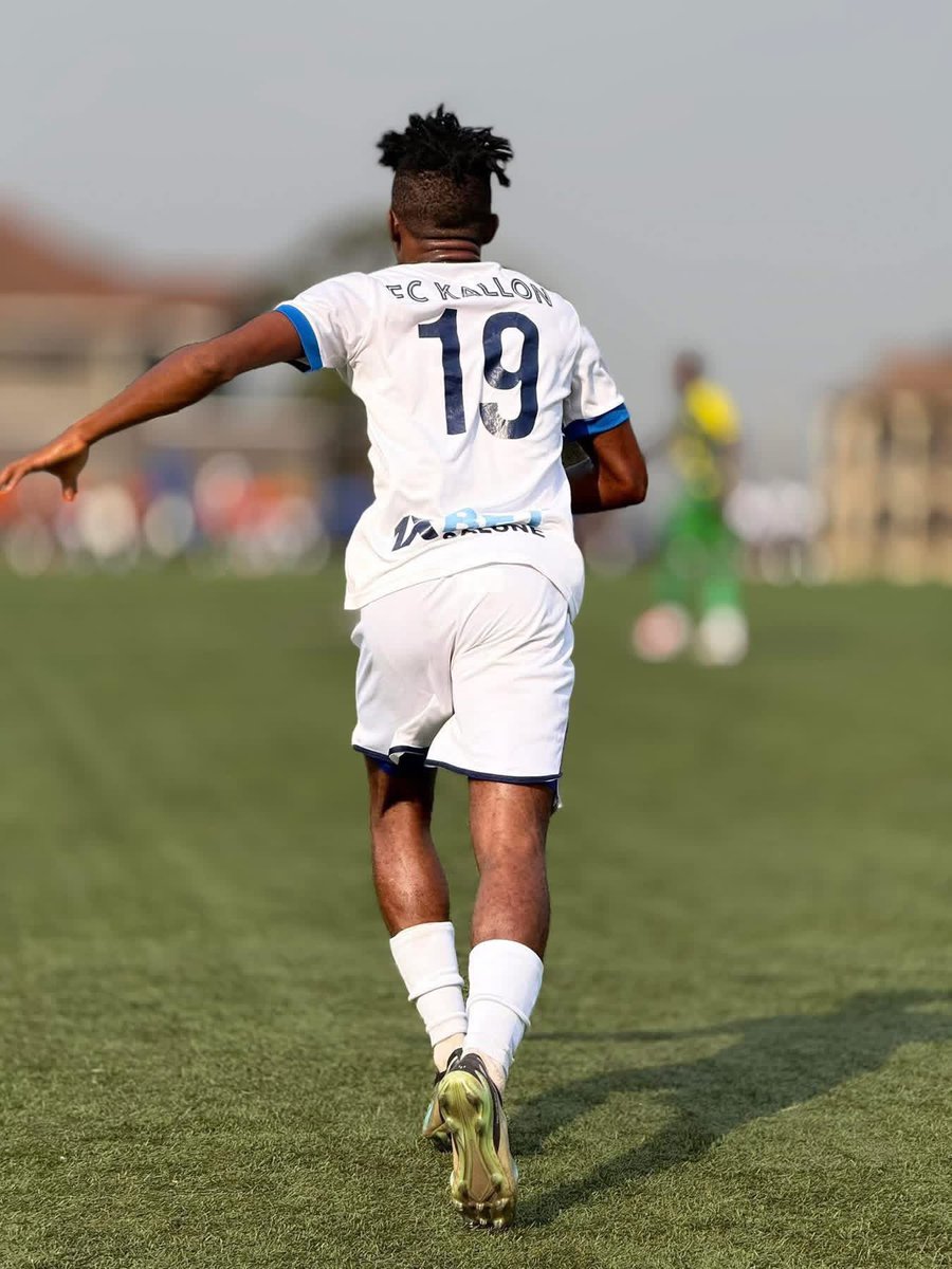 🟢Matchday Live Update

55’ |

Ports Authority FC 0️⃣🆚FC Kallon 3️⃣

⚽ #7 Momoh Lapo Dumbuya (32’)
🎯: #19 Unisa Dumbuya
⚽ #19 Unisa Dumbuya (46’)
🎯: #7 Momoh Lapo Dumbuya
⚽ #21 Gibrilla Kamara (53’)
🎯: #7 Momoh Lapo Dumbuya