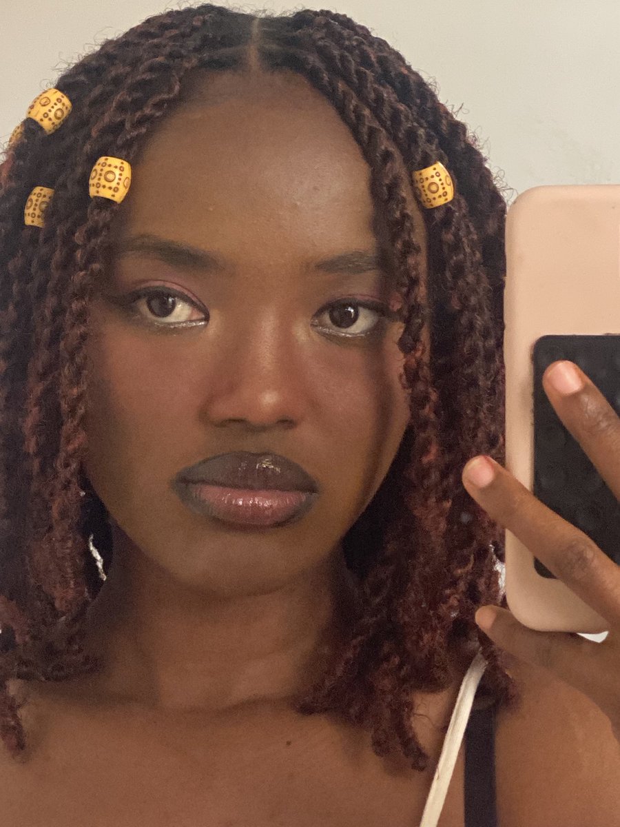 bethiiee✨🎀 tweet media