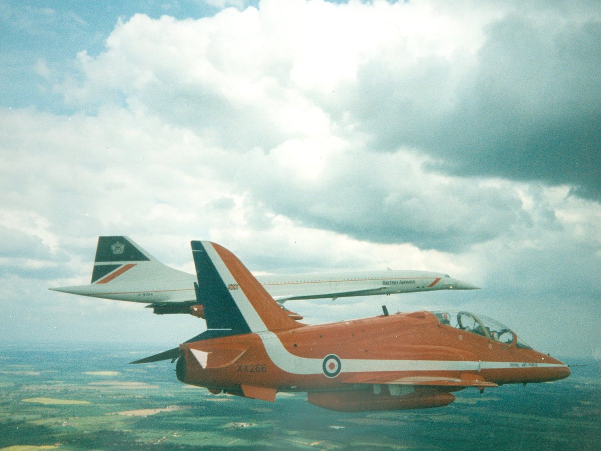 Red Arrows tweet media