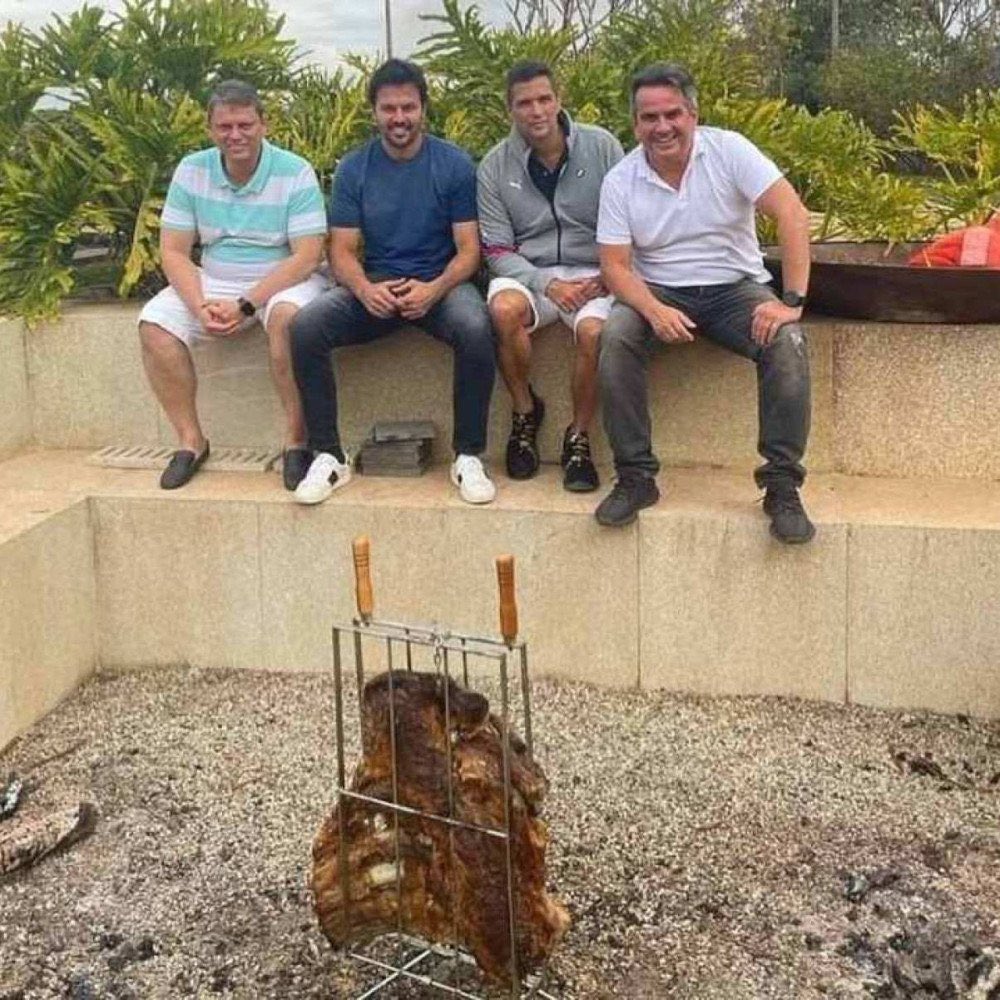 luanufal's tweet image. Eu tenho uma suspeita, mas não posso provar.