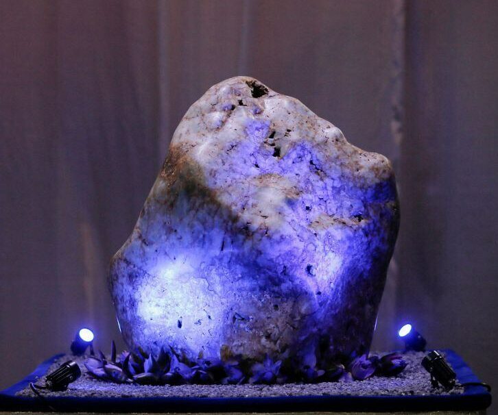 Descubren en Sri Lanka el zafiro estrella más grande del mundo, valorado en hasta 400 millones de dólares conacento.com.mx/descubren-en-s…