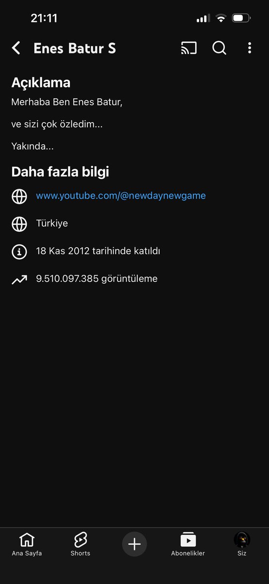 Enes Batur YouTube biosunu yeniledi ve yakında dönecegini belirti