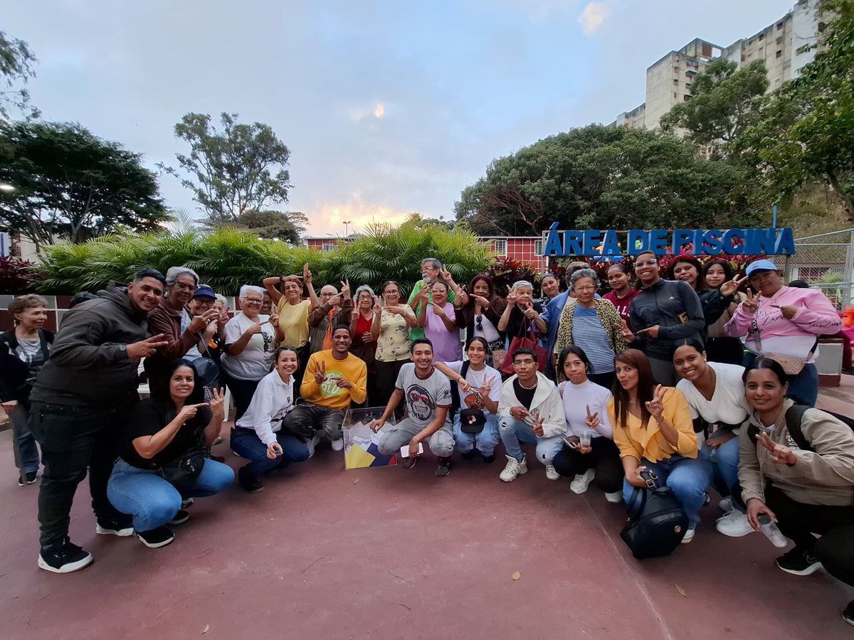 Rintintin tweet media