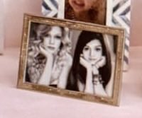 🖼️ | Selena Gomez has a photo of her and Taylor Swift framed in her house as shown in her latest Instagram story