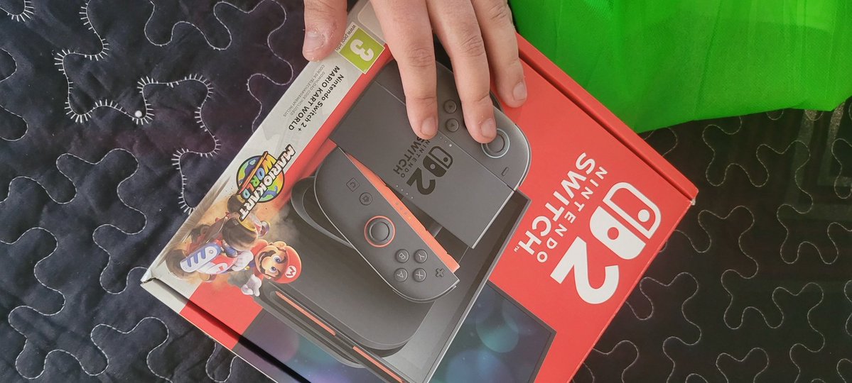 Send friend codes to Touya!