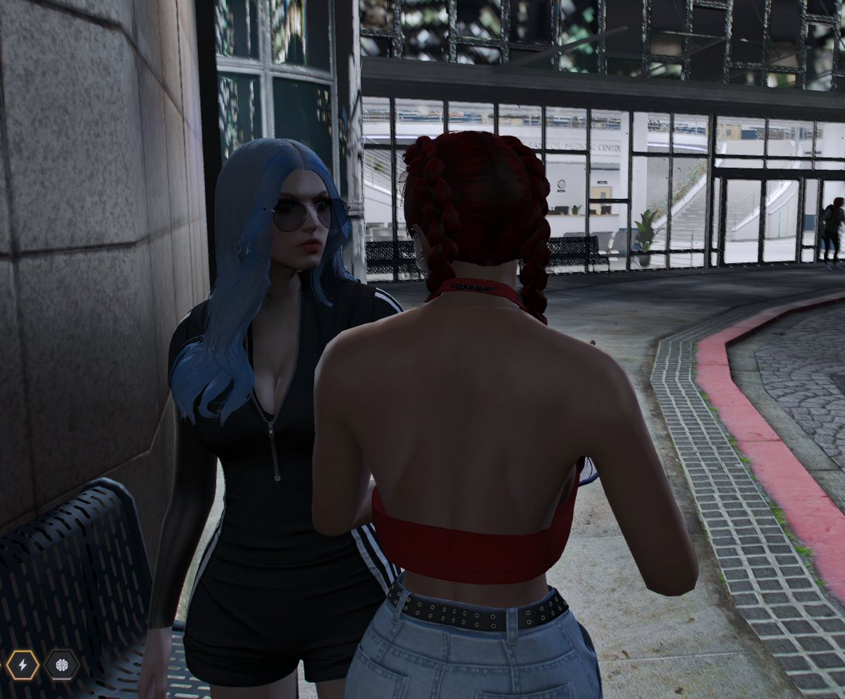 Comenzamos! ✨

Seguimos trabajando y ganando dinero dinero 🤑
vamos allá 

💚/Lornexia

#kickstreaming #familyrp #FiveM