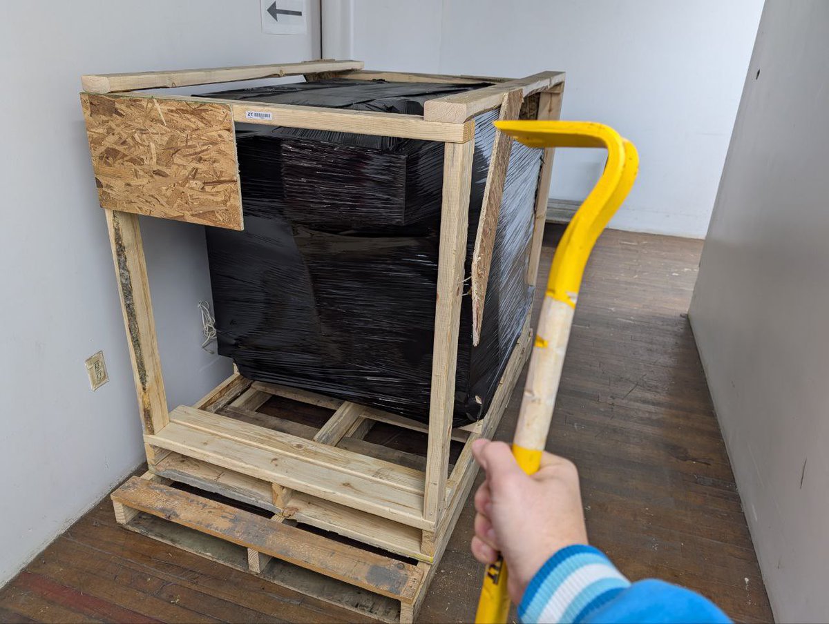 Triangle Manor 🔜NYFB🔜ANE🔜F2🔜NFC tweet media