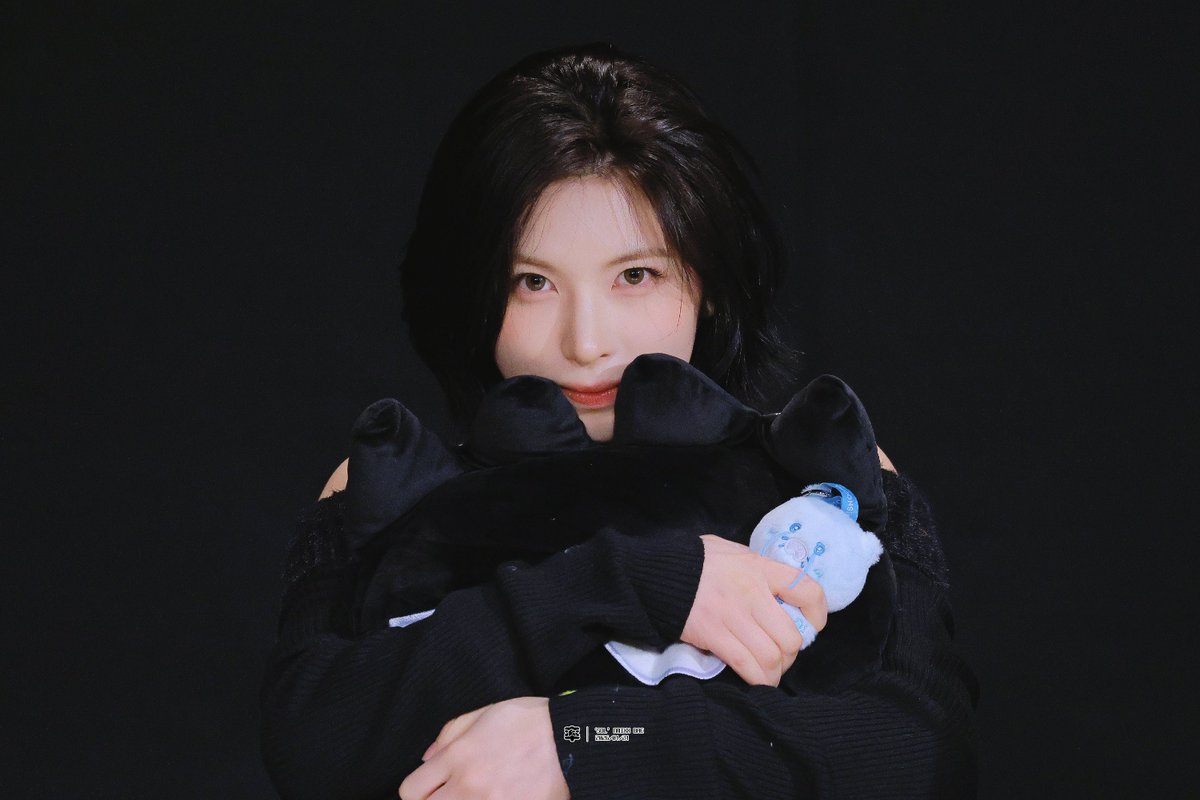 ehfkdll's tweet image. 260121 춘식이도 배이 닮아가네요 .. 
#엔믹스 #배이 #배블왔솔