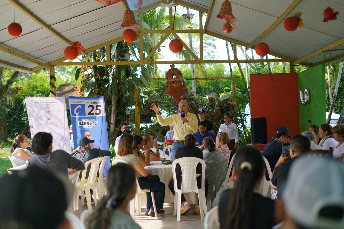 Gracias a nuestro edil Juan David Ospina, a Angie Rivera y a todo su equipo de trabajo del Corregimiento 16 por su compromiso con la comunidad. Vivimos un grato momento compartiendo con los amigos del Totumo, junto a nuestro próximo senador <a href="/TrianaBarreto/">Santiago Barreto Triana</a> C25.