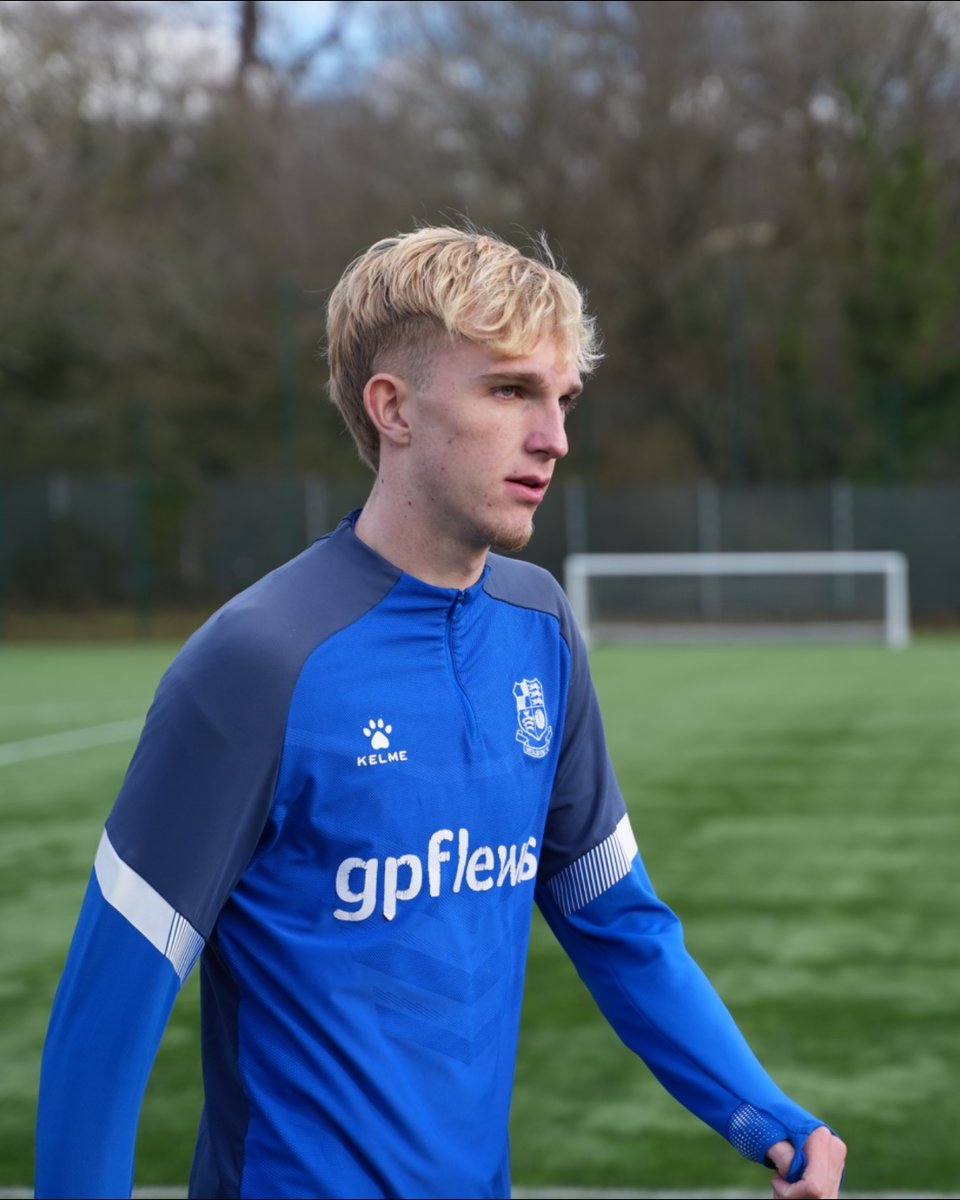 ✍🏻 Charlie Waller has signed on a short-term loan from EFL League Two Milton Keynes Dons

✨ The Dons' academy product has already featured 11 times for their first-team and made 20 appearances in last year's National League while on loan at Sutton United

💙 We are delighted to