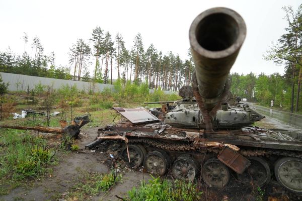 defensealt's tweet photo. New from the Project on Defense Alternatives: "The Ukraine War Prospect: How Peace Plans Might Work and Why They Will Fail" https://t.co/dwkfsmHlo2 https://t.co/ULQxjz5J8l