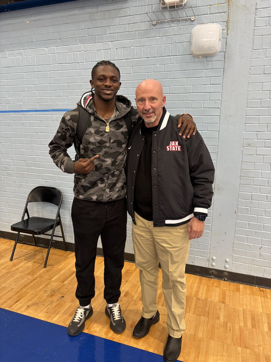 Ethan Johnson tweet media