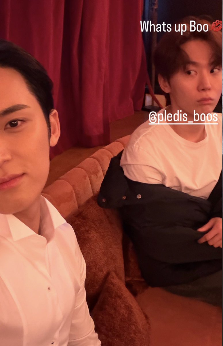 lover_406's tweet image. 승가니랑 파리에서 만났나바ㅋㅋㅋㅋㅋ